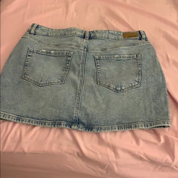 Jean skirt - Picture 2 of 3